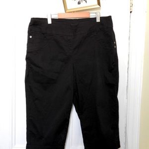 Black Capri Pants
